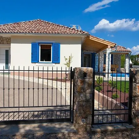 Villa Yvonne
