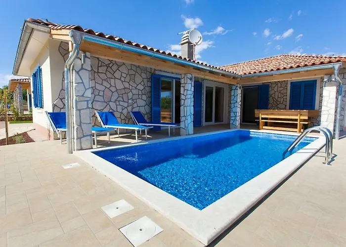 Yvonne וילה Milohnici